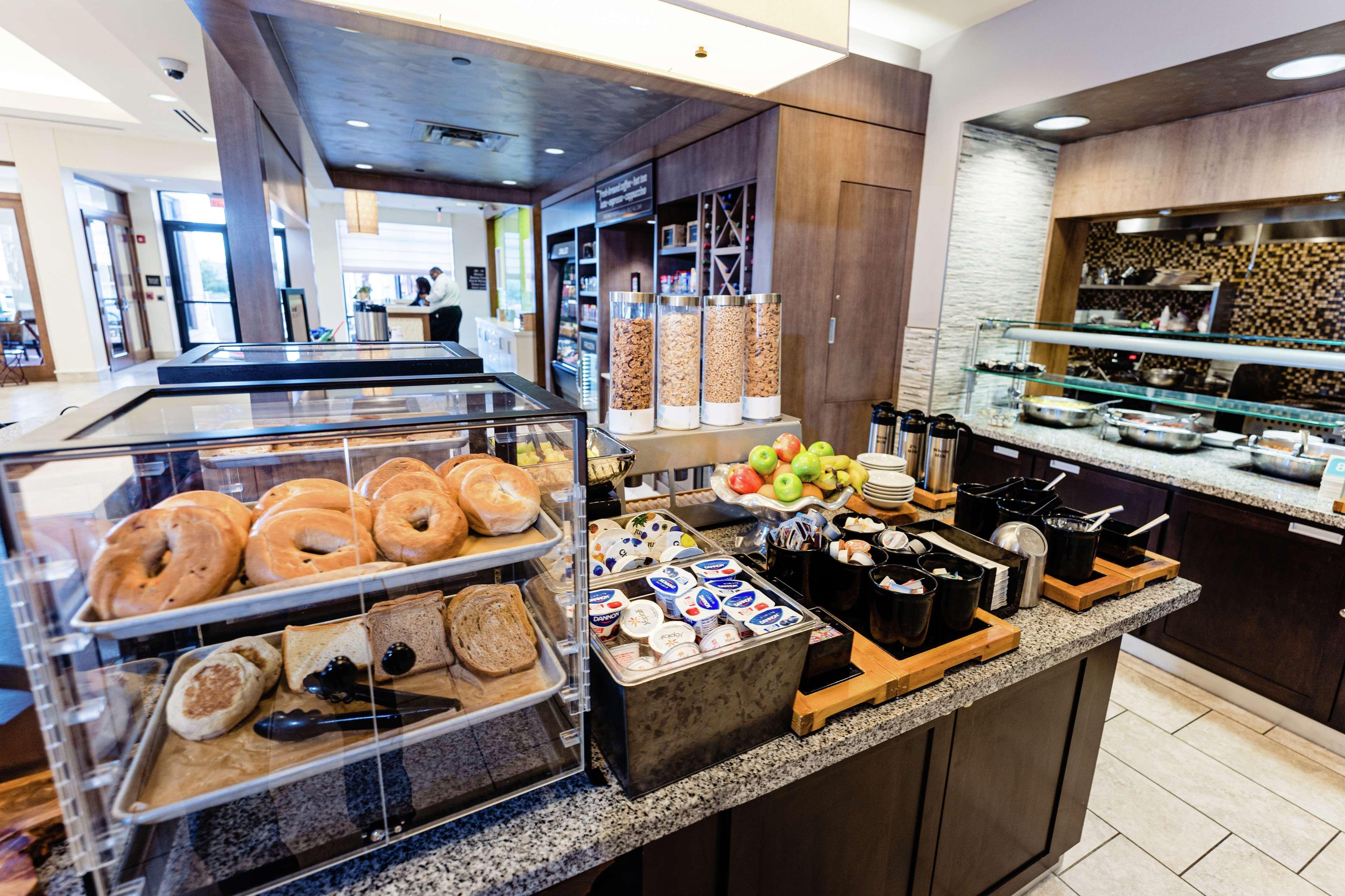 Hilton Garden Inn Exton-West Chester Dış mekan fotoğraf